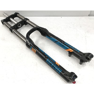Rock Shox Domain RC 27.5 200mm Dual Crown Fork - Brand New - RRP Over $700