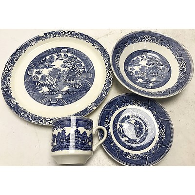 Arklow Classic Oriental Influenced Irish Porcelain Setting