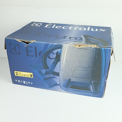 Electrolux Excellio Vacuum Cleaner