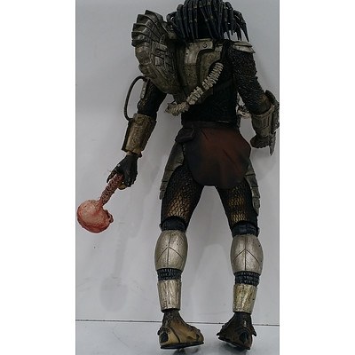 Poseable Predator Figurine