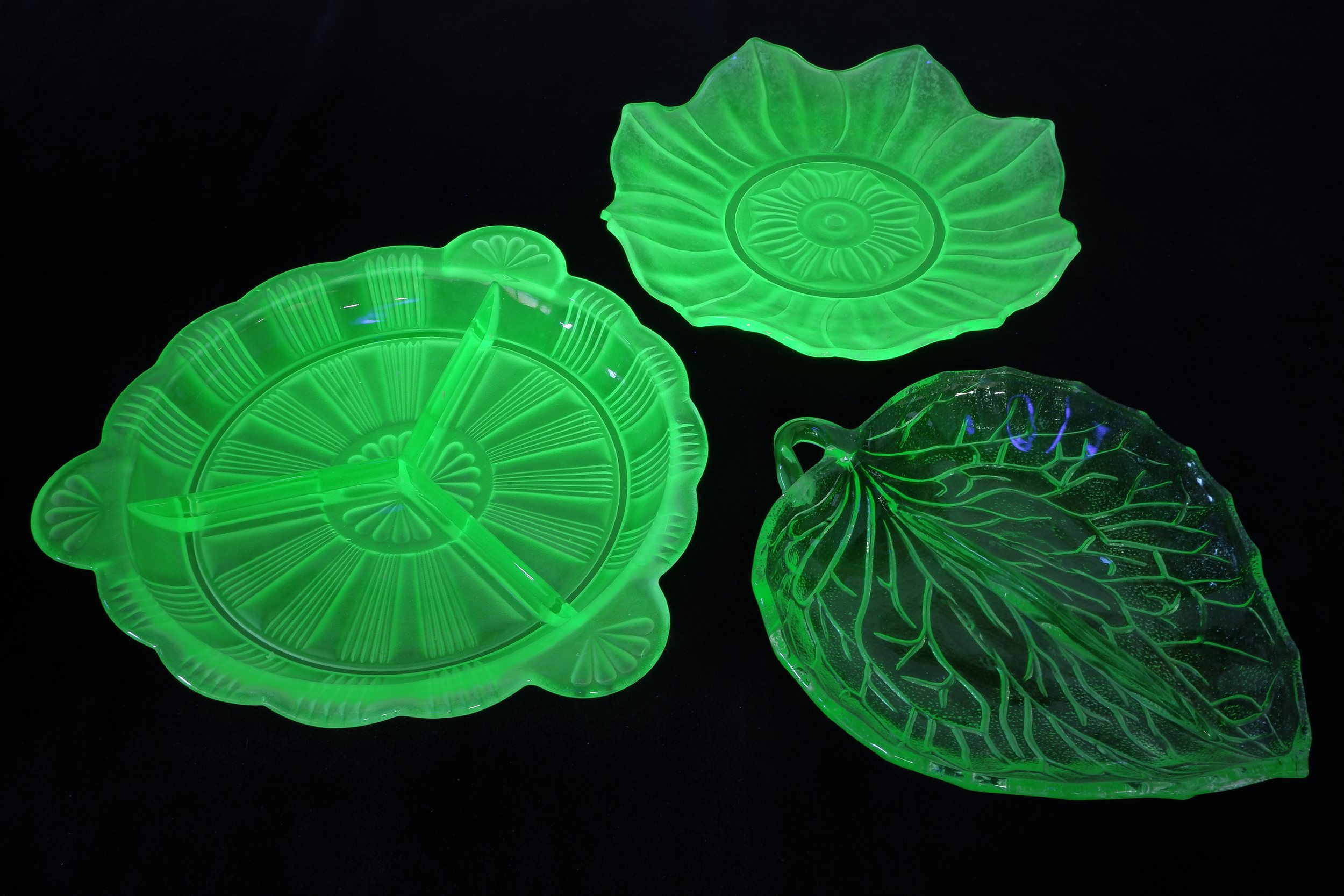 Three Vintage Uranium Glass Dishes Lot 1146540 ALLBIDS
