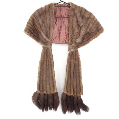 Vintage Fur Stole With Tails