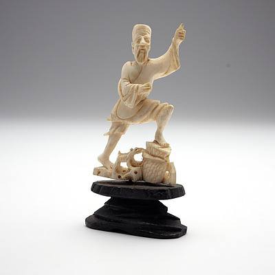 Small Japanese Carved Ivory Model of a Fisherman Early to Mid 20th Century