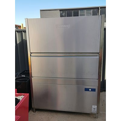 Hobart UXT-GHN Commercial Twin Door Dishwasher - RRP $30,000+