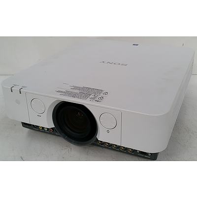 Sony VPL-FX35 LCD Projector