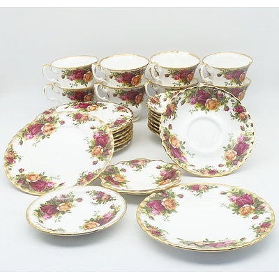 48 Piece Royal Albert Old Country Roses Dinner Service