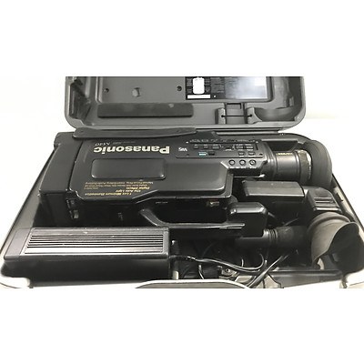Panasonic NV-M40 VHS Movie Camera