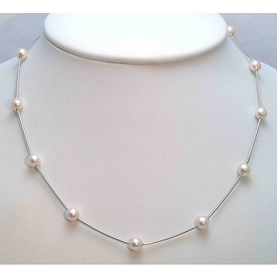Italian 18ct White Gold Pearl Necklace