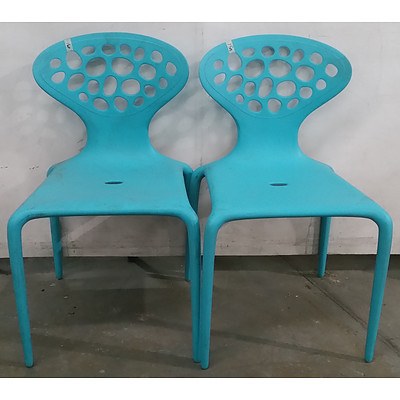 Funky Retro Style Plastic Chairs - Lot Of 5