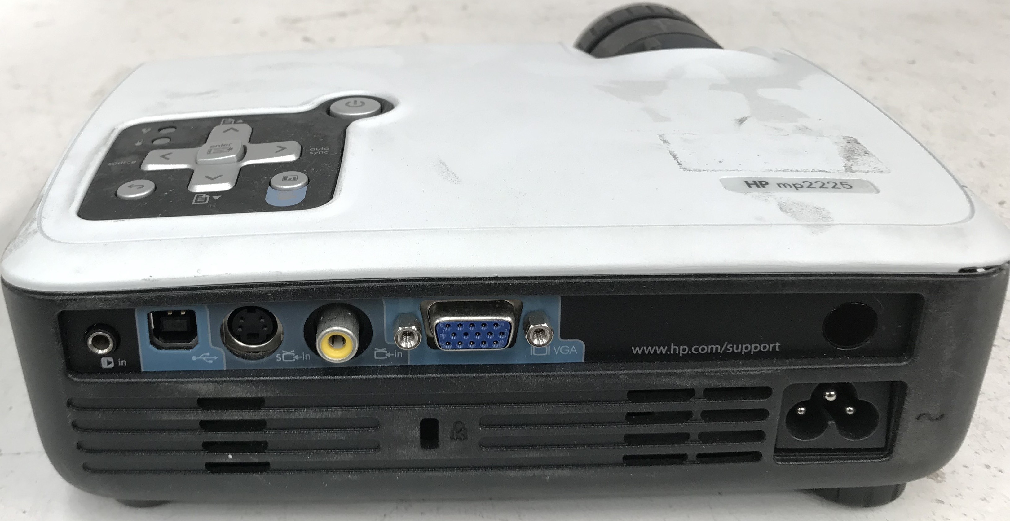 プロジェクター HP Digital Projector mp2225 HP、XGA対応でA5サイズのモバイルDLPプロジェクター - ITmedia NEWS