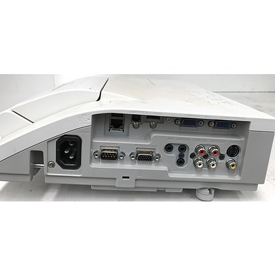 Hitachi CP-AW250N WXGA 3LCD Ultra Short Throw Projector