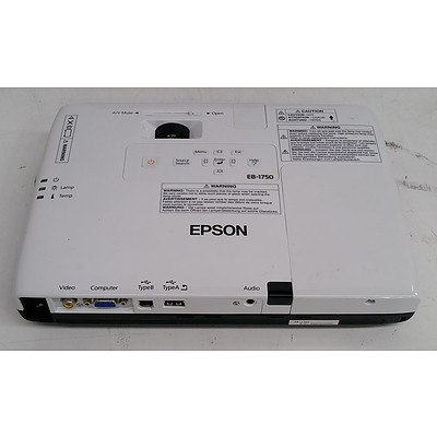 Epson (EB-1750) XGA 3LCD Projector