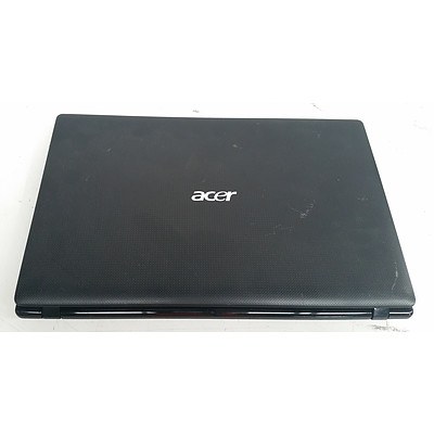 Acer Asprire 5560 Series AMD (A8-3500M) 1.50GHz & Acer Aspire 5737Z Series Core 2 Duo (T6400) 2.00GHz 15-Inch Laptops - Lot of Two
