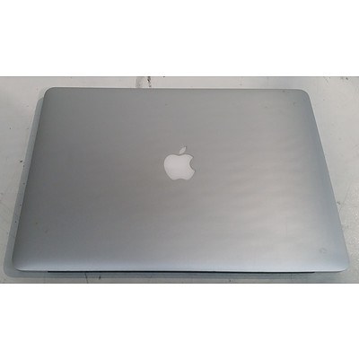 Apple (A1398) 15-Inch Core i7 (4870HQ) 2.50GHz MacBook Pro