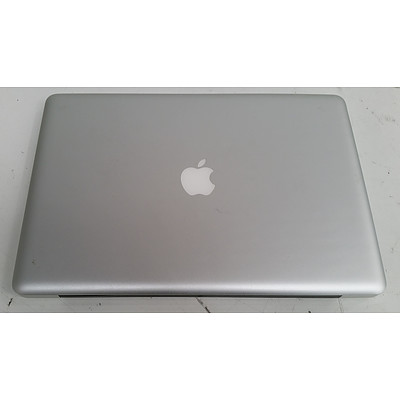 Apple (A1286) 15-Inch Core i7 (2675QM) 2.20GHz MacBook Pro