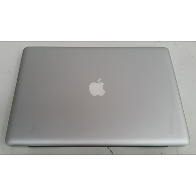 Apple (A1286) 15-Inch Core 2 Duo (P8700) 2.53GHz MacBook Pro