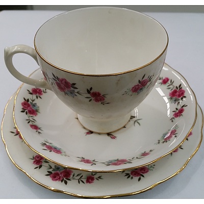 Vintage Ridgway Queen Anne Bone China Tea Setting