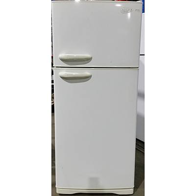 Kelvinator 360 Litre Fridge/Freezer