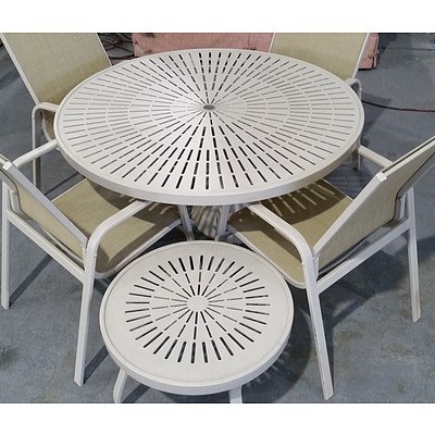 Six Piece Outdoor Dining Setting