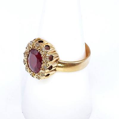 Antique Australian 15ct Yellow Gold Ring Oval Facetted Garnet Topped Doublet in Bead Setting, Border around Twelve Rose Cut/Uncut Diamonds Circa 1880, 4.5g