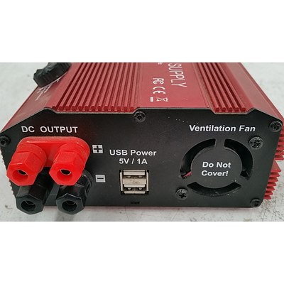 Red E-Fuel DC/USB Power Supply