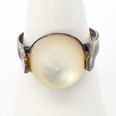 Silver Ring with Mother of Pearl Button
