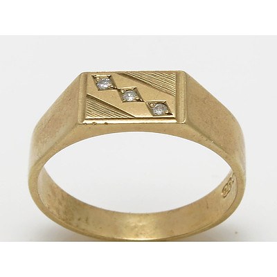 9ct Gold Diamond-set Signet style ring