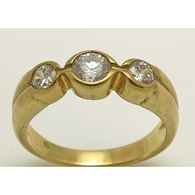 9ct Gold CZ Ring