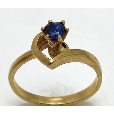 Vintage Blue Sapphire Ring - 9ct Gold