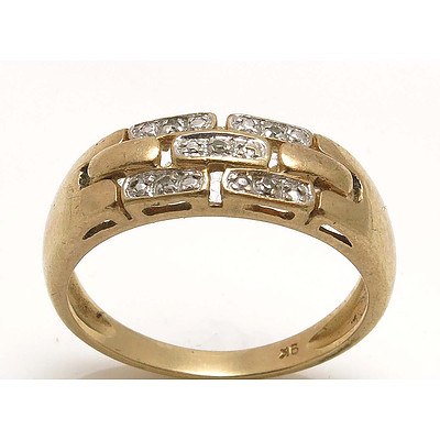 9ct Gold Diamond-set Ring