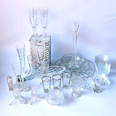 Quantity of Crystal and Glass Decorative Objects