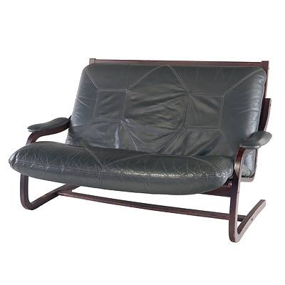 Artifex Green Leather Upholstered Lounge