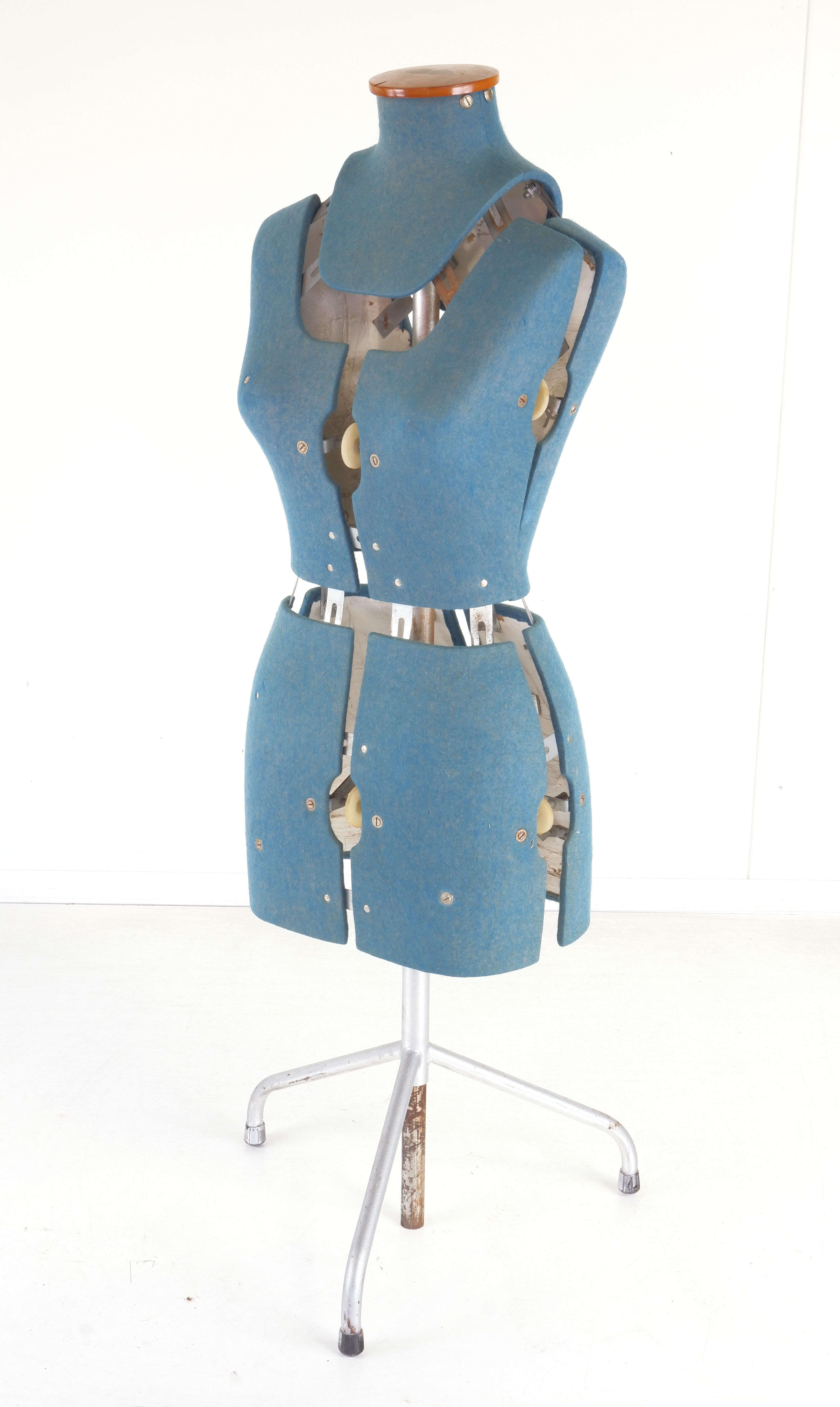 Mioara vintage addiction - Vintage dressmaker mannequin Ese - Jane made in  Australia $ 45 pick up at Buff Point on the Central Coast nsw Listed  elsewhere