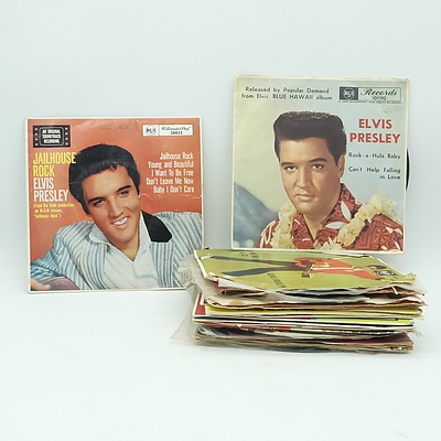 Group of Elvis Presley 7" Vinyl Records, Including Easy Come, Easy Go, Can't help Falling in Love, Suspicious Minds and More
