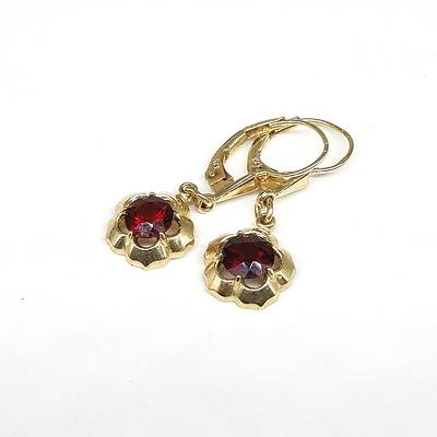 Pair of 14ct Yellow Gold Drop Earrings with Red Garnet