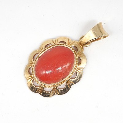 14ct Yellow Gold Pendant with Oval Red Coral Cabochon