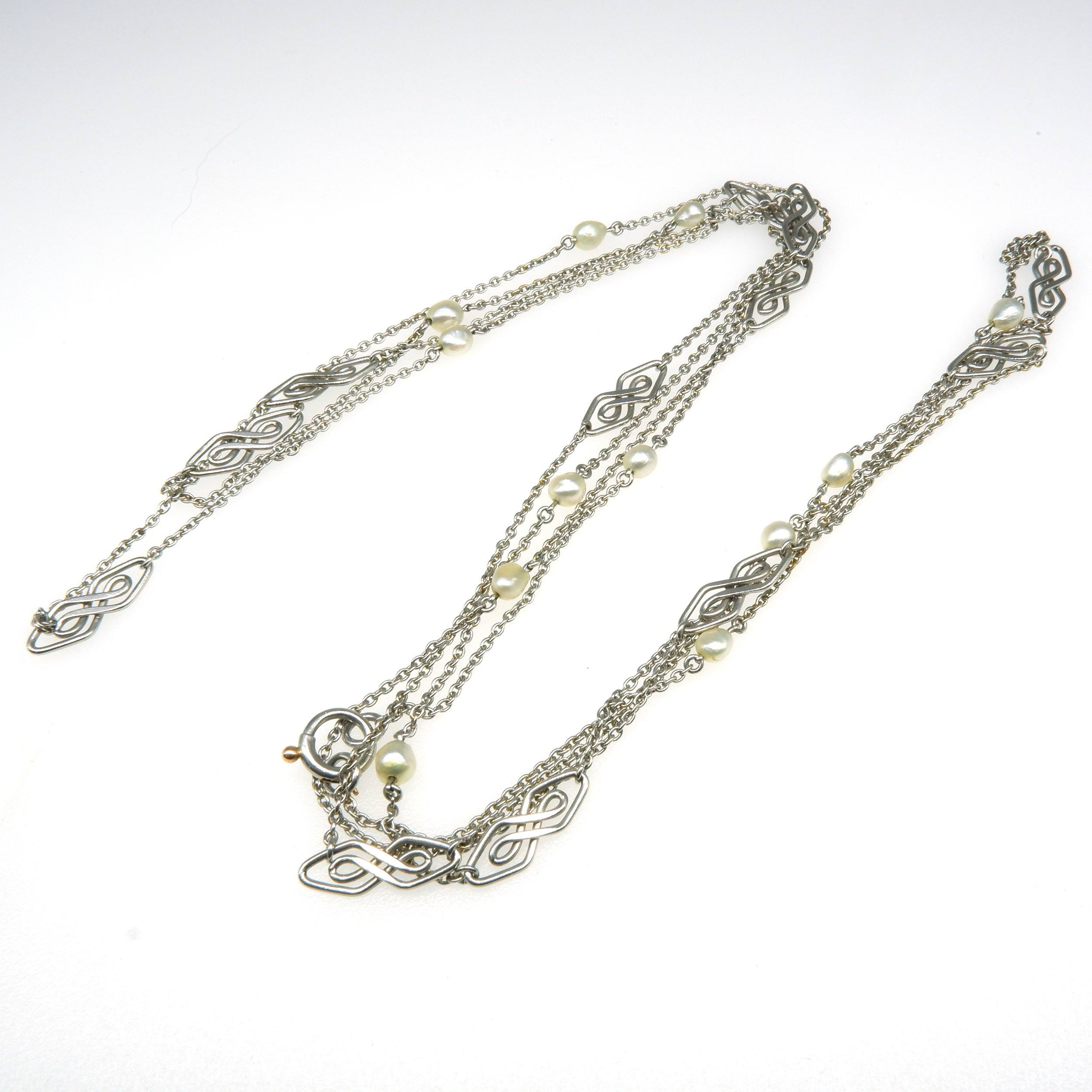 'Art Deco Platinum Fine Muff Chain with Natural Pearls, 24.3g'