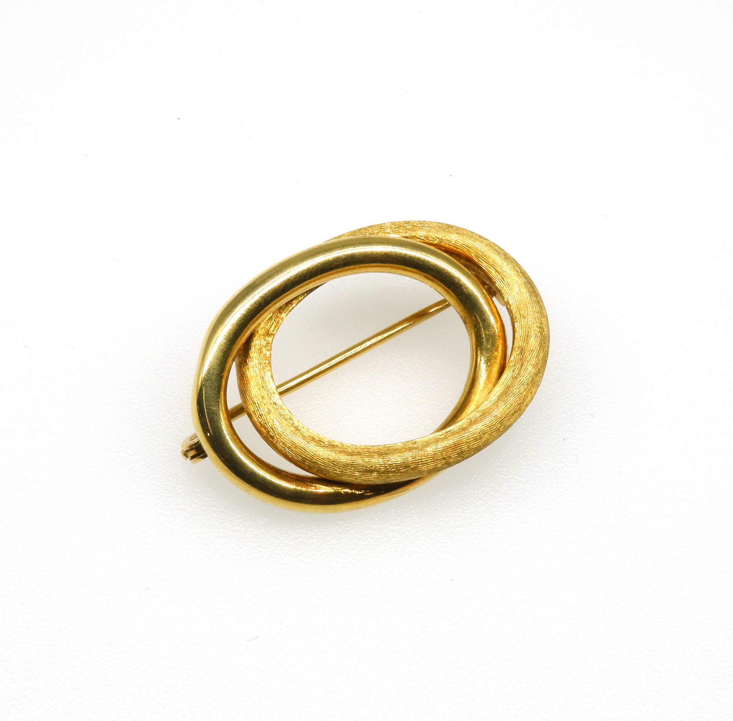'14ct Yellow Gold Two Oval Framed Intertwined Hollow Brooch'