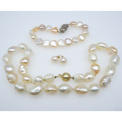 Strand of Fresh Water Pearls with Matching Bracelet and Earrings