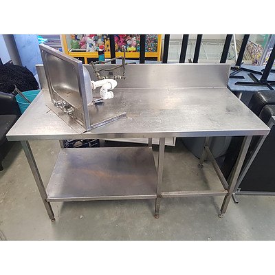 Stainless Steel Food Preparation Bench & Sink