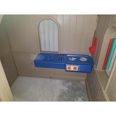 Little Tikes Cubby House