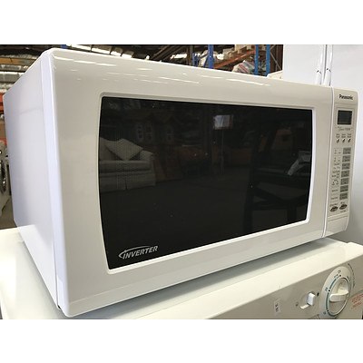 Panasonic NN-ST786W Inverter 1100W Microwave Oven