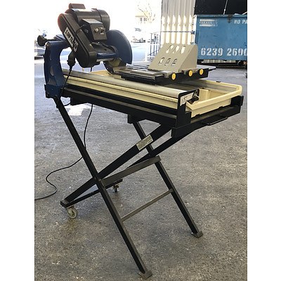 2.5HP Tile Saw with Mobile Frame