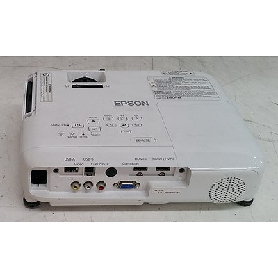 Epson (EB-U32) WUXGA 3LCD Projector