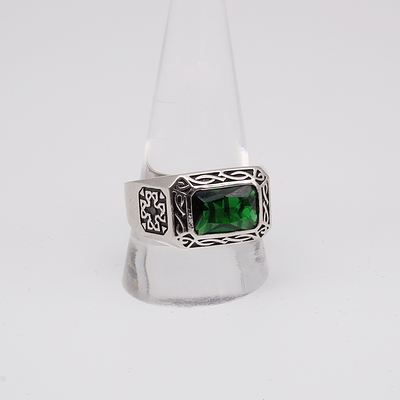 Sterling Silver Gentleman Ring with Green Paste