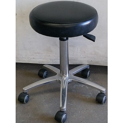 Gaslift Mobile Styling Stool
