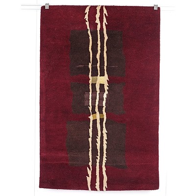 Indian Hand Tufted Wool Pile Rug