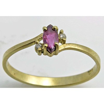 Vintage 9ct Gold Ruby & Diamond Ring