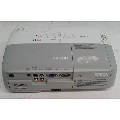 Epson (EB-X6) XGA 3LCD Projector