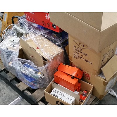 Bulk Pallet Lot Of Assorted Electrical Items